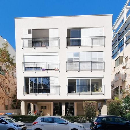 Bnb Israel Apartments - Harav Kook Lilas Tel Aviv Buitenkant foto
